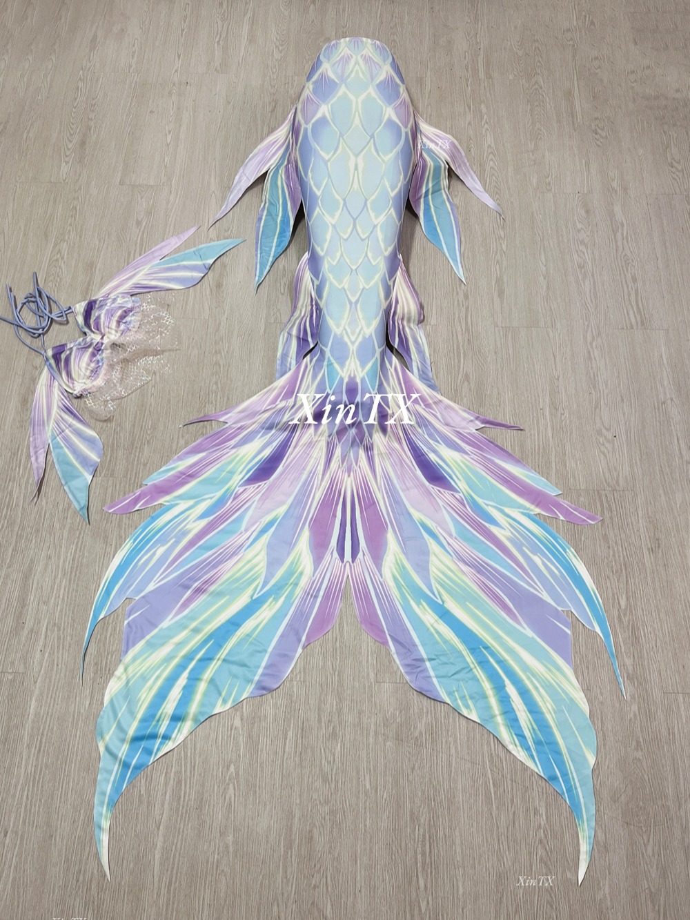 Mermaid Tail Adult Swimwear Or - Photography Of A Man 评论和价格